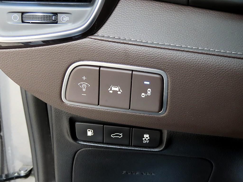 현대 그랜저IG 2.2 디젤 프리미엄 스페셜 - 이미지 10