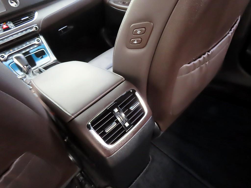 현대 그랜저IG 2.2 디젤 프리미엄 스페셜 - 이미지 8