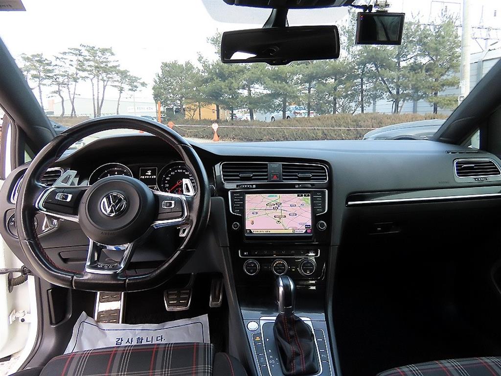 폭스바겐 골프(7세대) 2.0 GTI 익스트림
