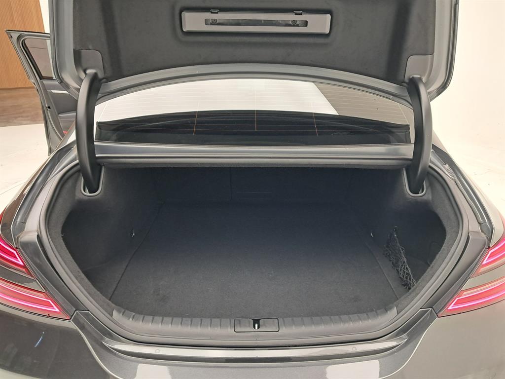 제네시스 더 뉴G70 가솔린 2.0T 2WD 기본형 - 이미지 3