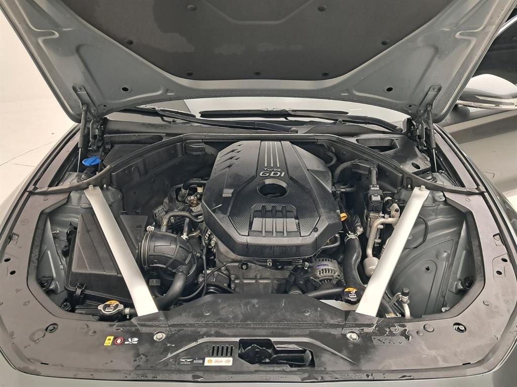 제네시스 더 뉴G70 가솔린 2.0T 2WD 기본형 - 이미지 20