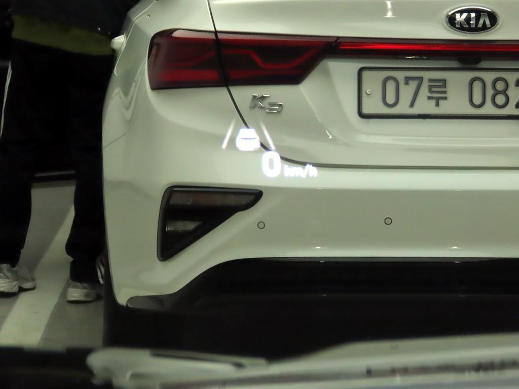 현대 더 뉴싼타페 디젤 2.2 AWD 캘리그래피 - 이미지 2