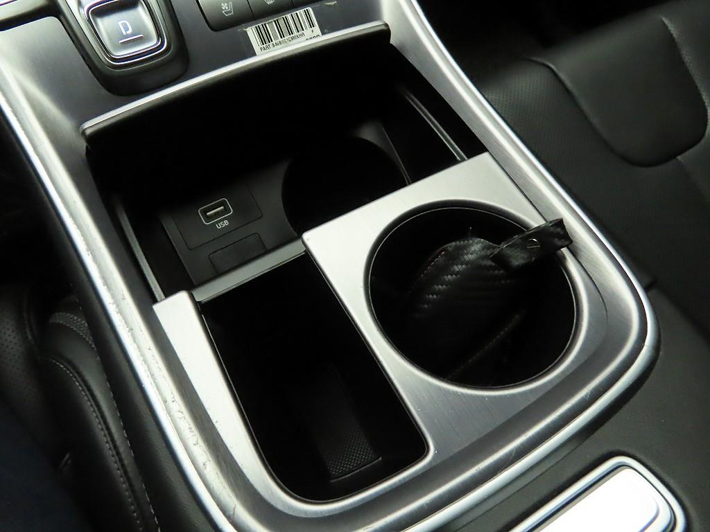 현대 더 뉴싼타페 디젤 2.2 AWD 캘리그래피 - 이미지 13