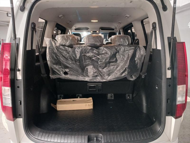 현대 스타리아 2.2 디젤 투어러 9인승 4WD 모던 - 이미지 11