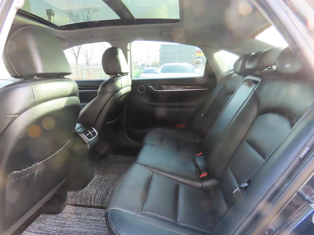 현대 그랜저IG 하이브리드 2.4 HEV 프리미엄 - 이미지 16