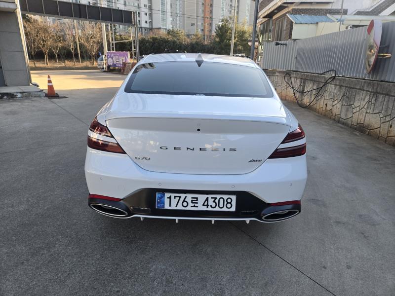 제네시스 더 뉴G70 가솔린 2.5T AWD 기본형 - 이미지 7