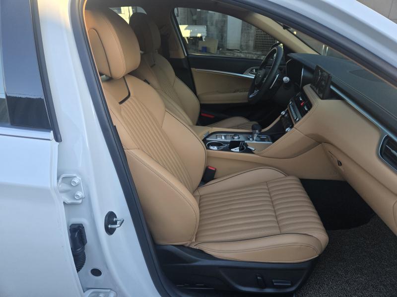 제네시스 더 뉴G70 가솔린 2.5T AWD 기본형 - 이미지 6