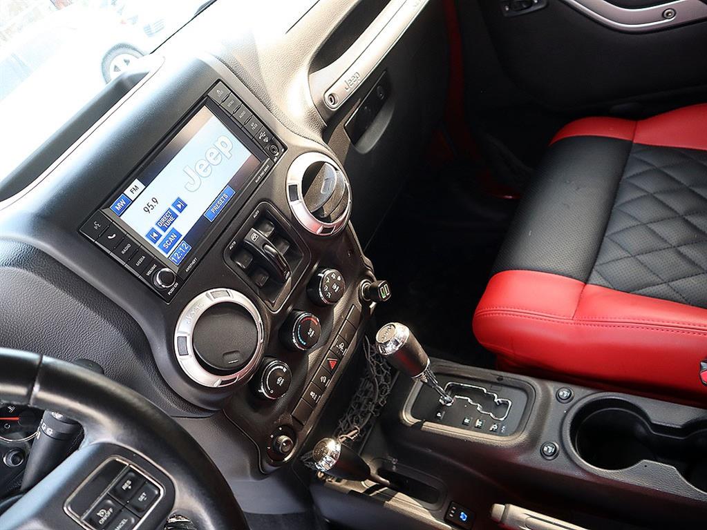 지프 랭글러(JK) 2.8 루비콘 4도어 - 이미지 2