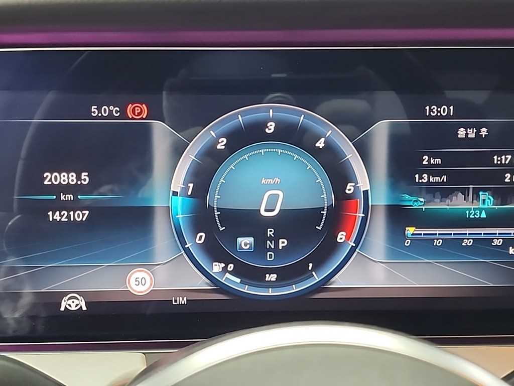 벤츠 CLS클래스(3세대) CLS 400d 4매틱 - 이미지 12