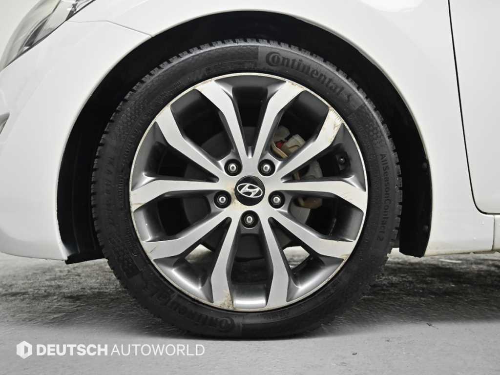 현대 아반떼MD M16 GDi 럭셔리