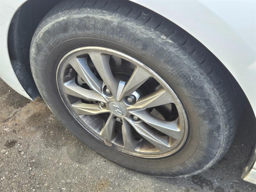 현대 더 뉴아반떼AD 1.6 가솔린 스마트 - 이미지 7