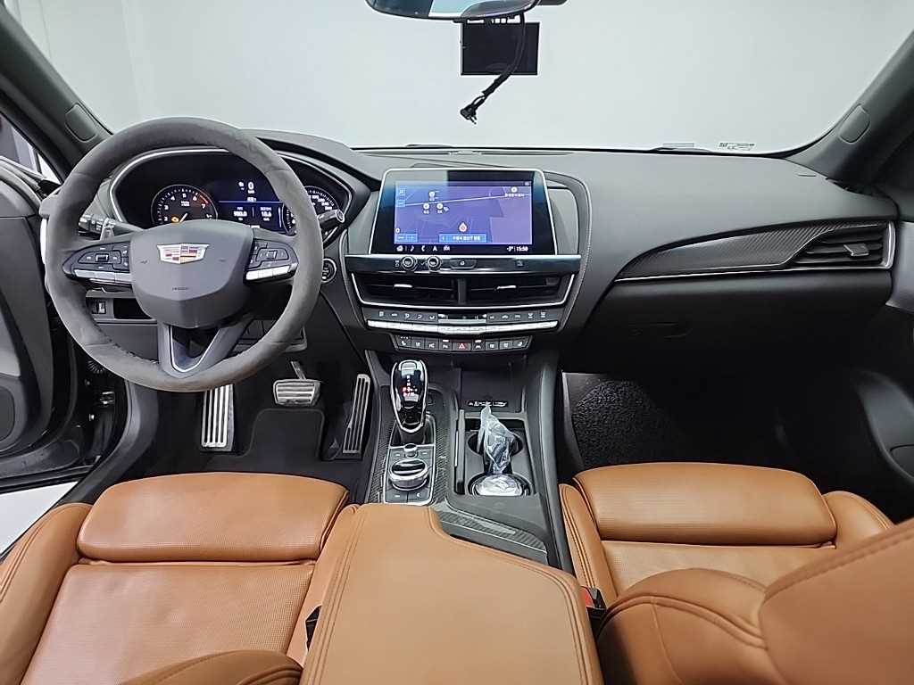 캐딜락 CT5 2.0 스포츠 - 이미지 10