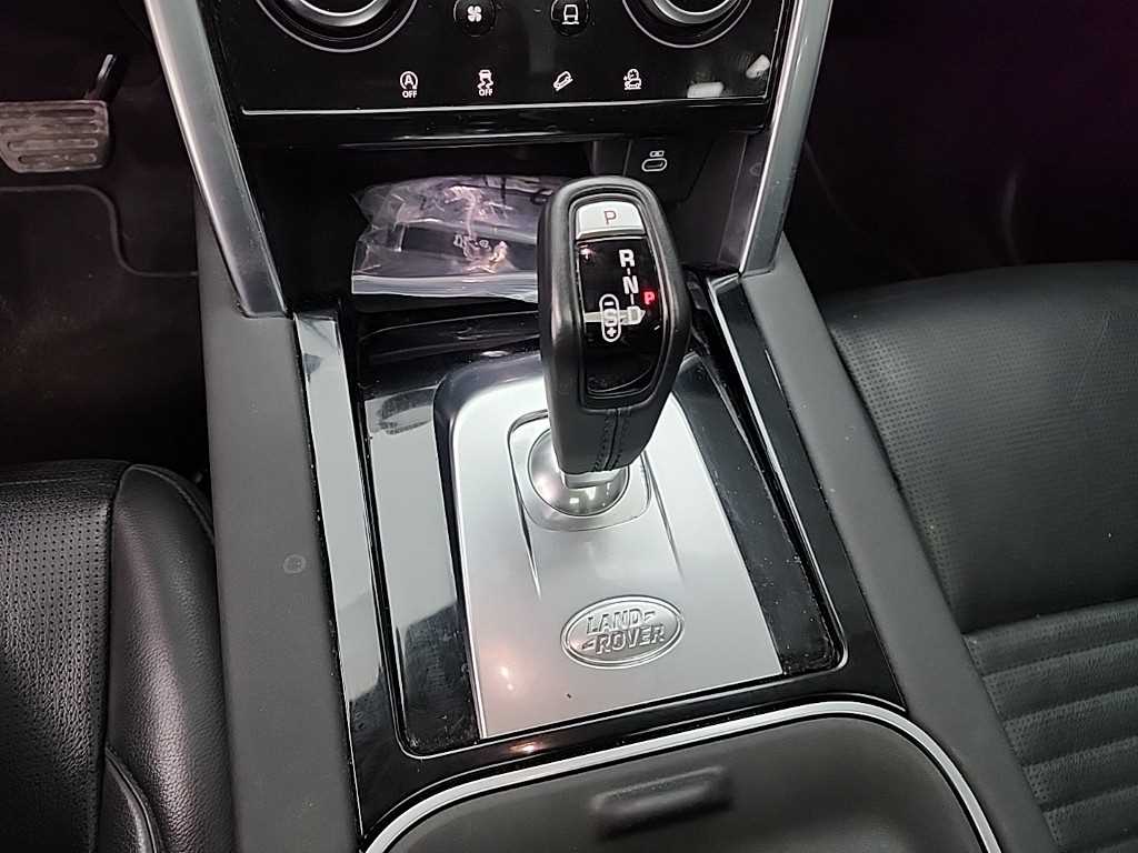 랜드로버 디스커버리 스포츠 2.0 D200 S - 이미지 16