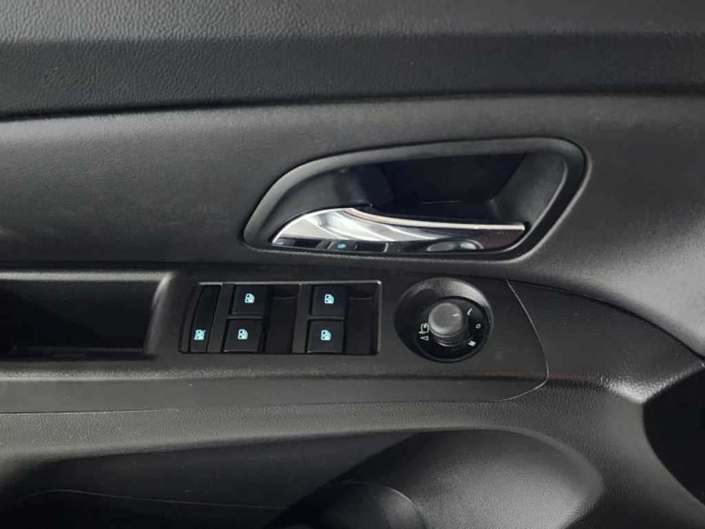 쉐보레 (대우) 크루즈 4도어 2.0 디젤 LTZ+ - 이미지 11