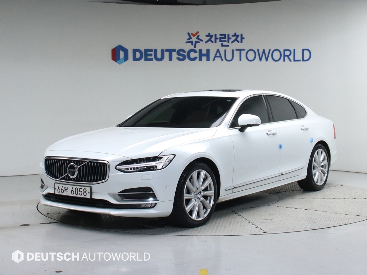 볼보 더 뉴 S90 T5 인스크립션 - 이미지 5