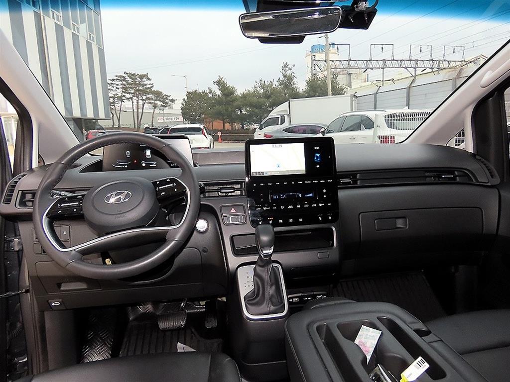 현대 스타리아 3.5 LPG 투어러 9인승 모던 - 이미지 2