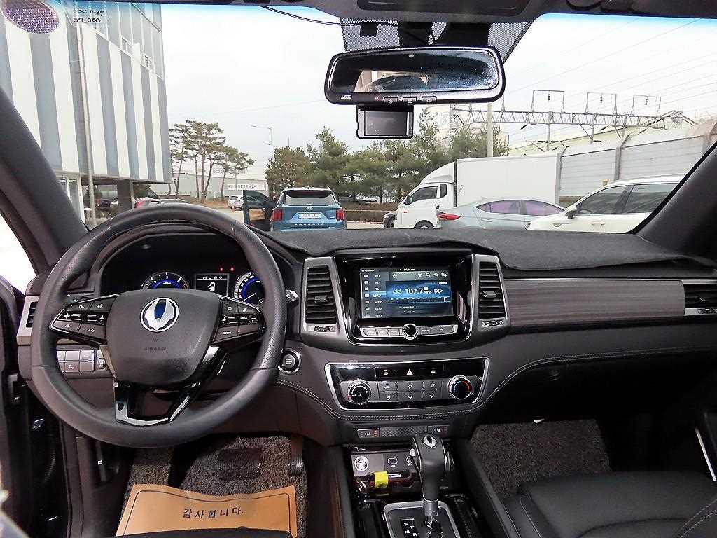 KG모빌리티(쌍용) G4 렉스턴 2.2 2WD 마제스티 - 이미지 7