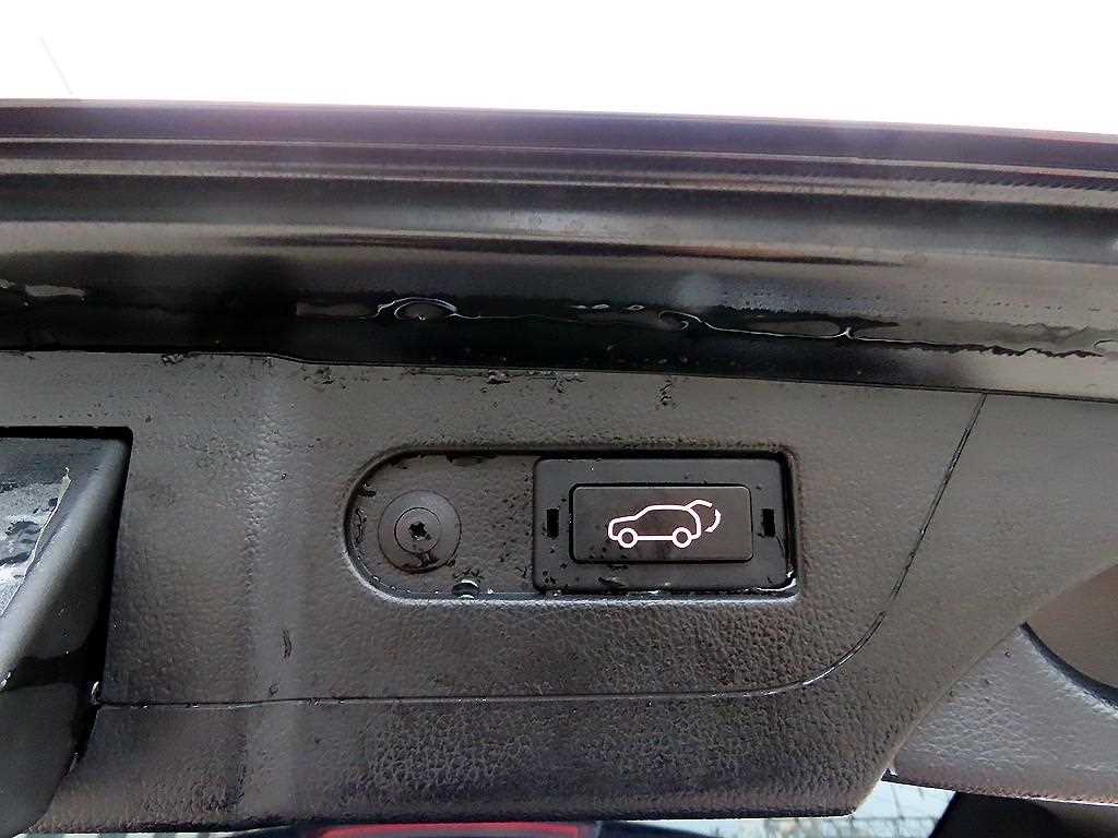 KG모빌리티(쌍용) G4 렉스턴 2.2 2WD 마제스티 - 이미지 9