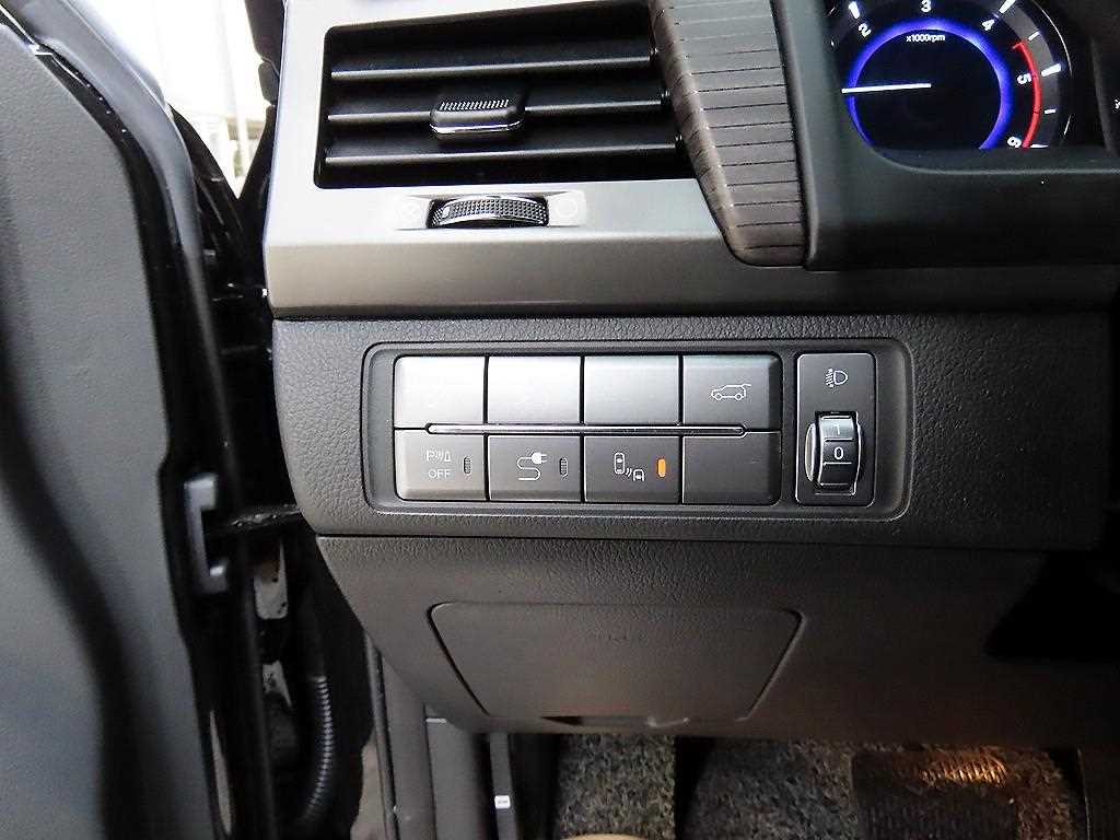 KG모빌리티(쌍용) G4 렉스턴 2.2 2WD 마제스티 - 이미지 12