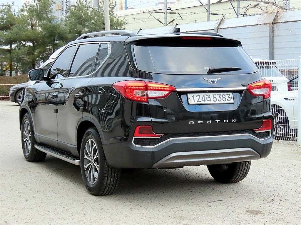 KG모빌리티(쌍용) G4 렉스턴 2.2 2WD 마제스티 - 이미지 2