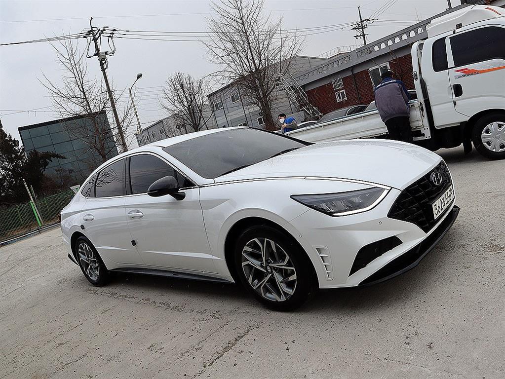 현대 쏘나타(DN8) G2.0 프리미엄 플러스 - 이미지 9