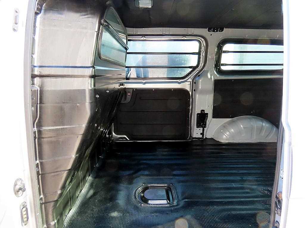 현대 더 뉴그랜드스타렉스 3인승 디젤 밴 스마트 - 이미지 8