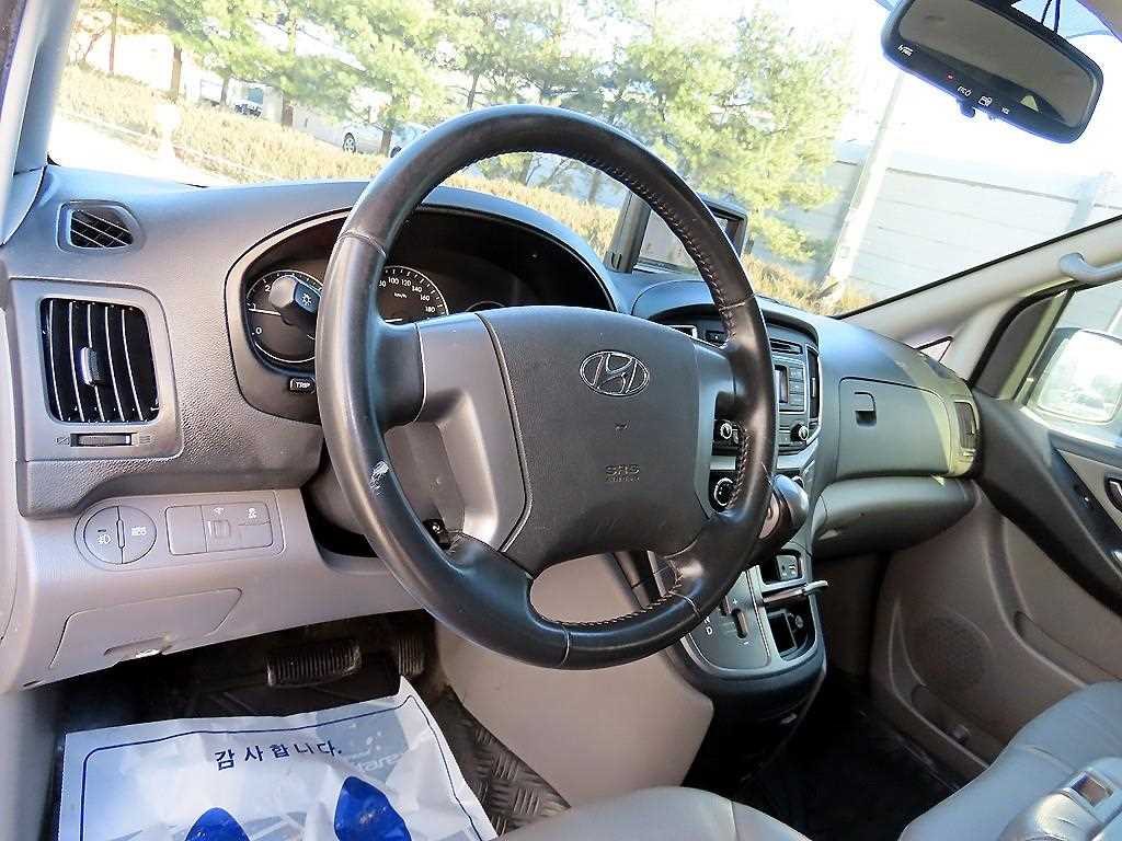 현대 더 뉴그랜드스타렉스 3인승 디젤 밴 스마트 - 이미지 11