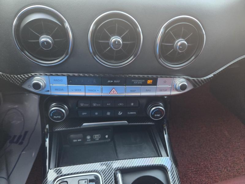 기아 스팅어 3.3 터보 AWD GT - 이미지 3