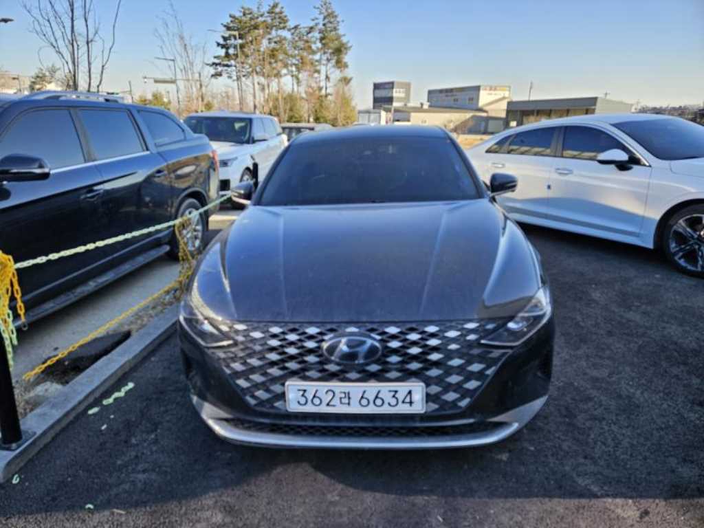 현대 더 뉴그랜저IG 하이브리드 2.4 HEV 르블랑