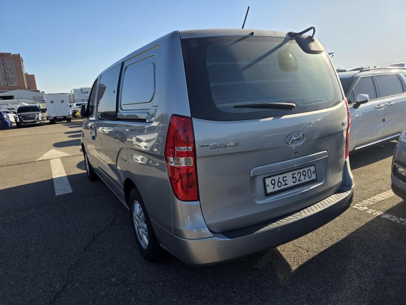 현대 더 뉴그랜드스타렉스 5인승 디젤 밴 스마트 - 이미지 8