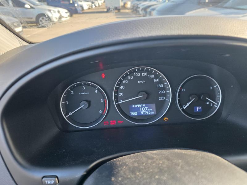 현대 더 뉴그랜드스타렉스 5인승 디젤 밴 스마트 - 이미지 9