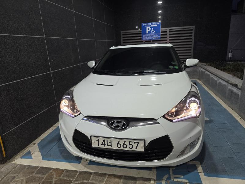 현대 벨로스터 1.6 GDI DCT팩 - 이미지 3