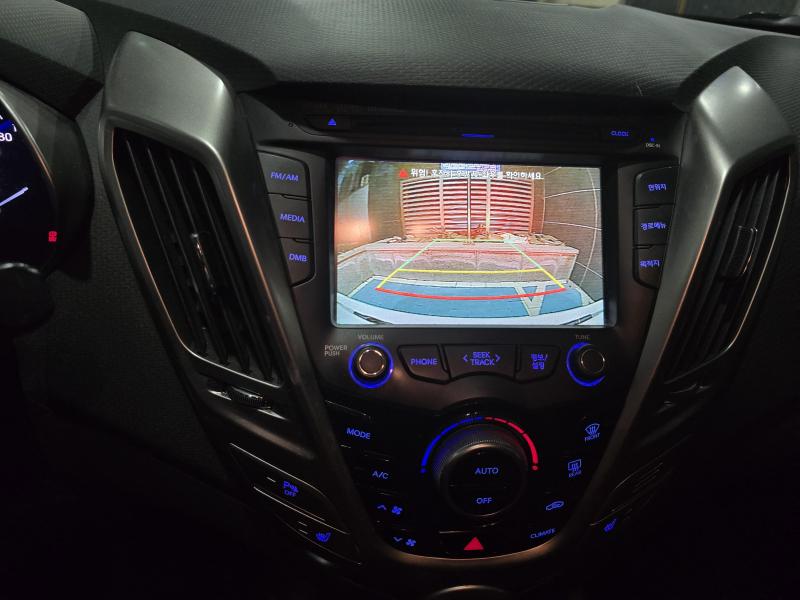 현대 벨로스터 1.6 GDI DCT팩 - 이미지 6