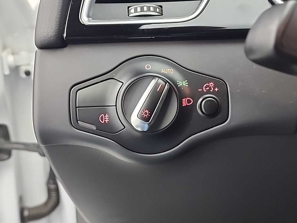 아우디 RS5 4.2 FSI 콰트로