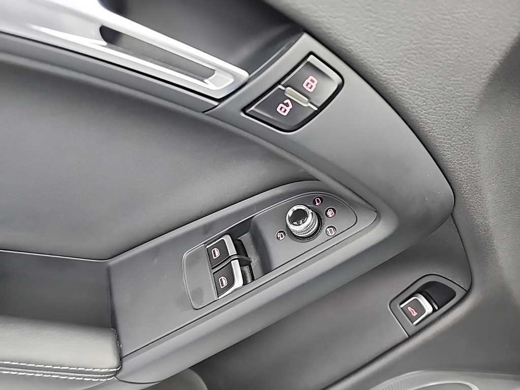 아우디 RS5 4.2 FSI 콰트로 - 이미지 7