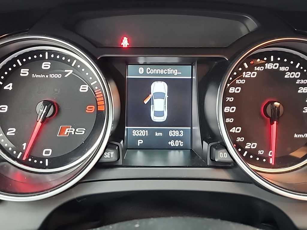 아우디 RS5 4.2 FSI 콰트로 - 이미지 4