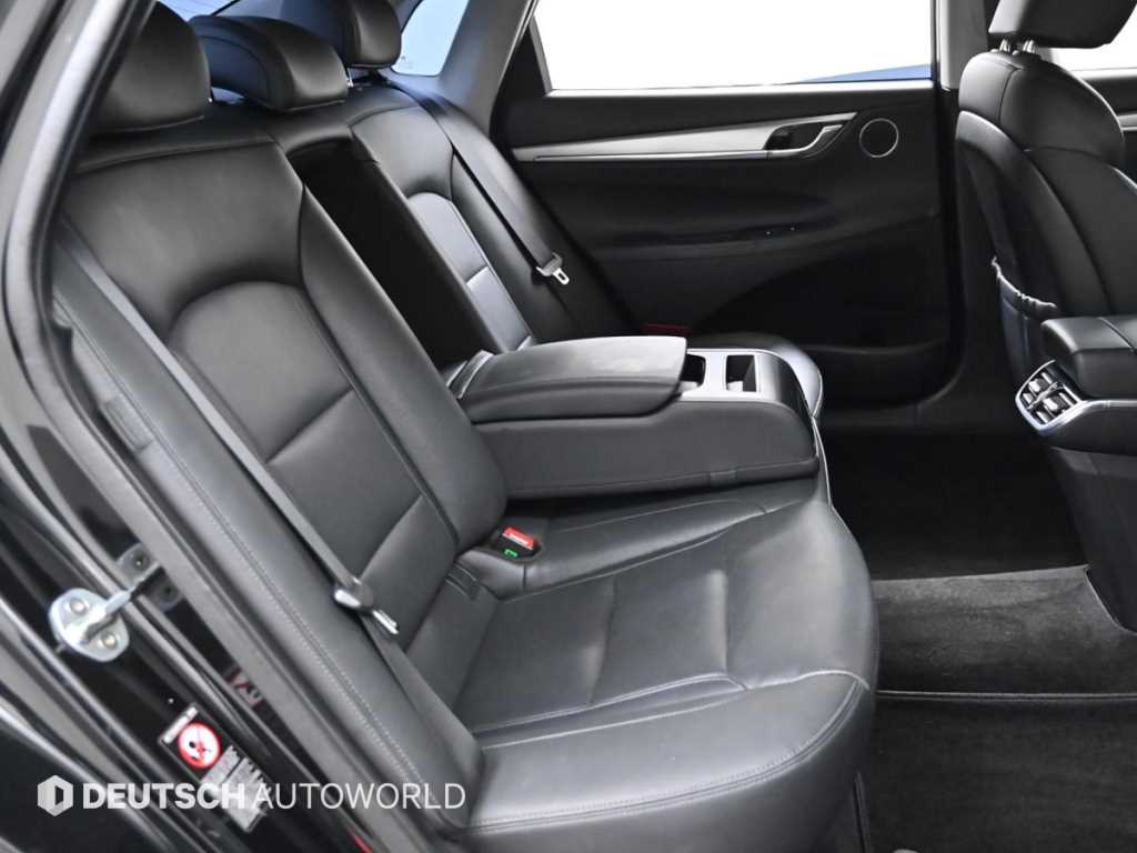 현대 더 뉴그랜저IG 가솔린 2.5 프리미엄 초이스 - 이미지 18