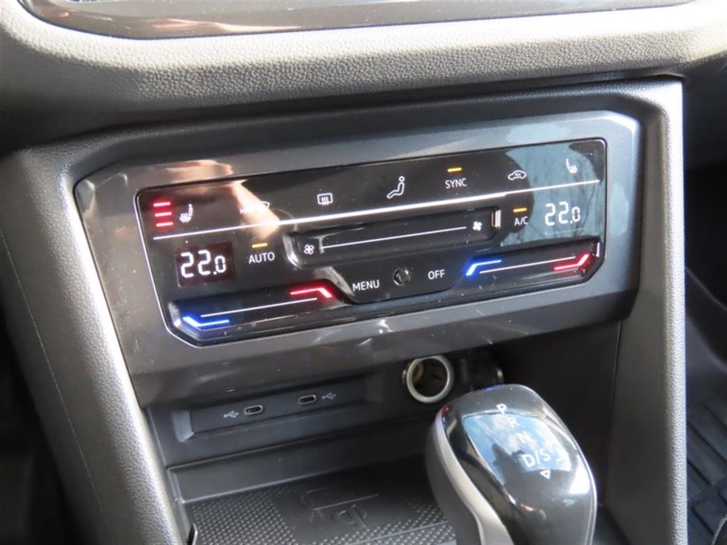 폭스바겐 티구안(2세대) 2.0 TDI 프레스티지 - 이미지 2