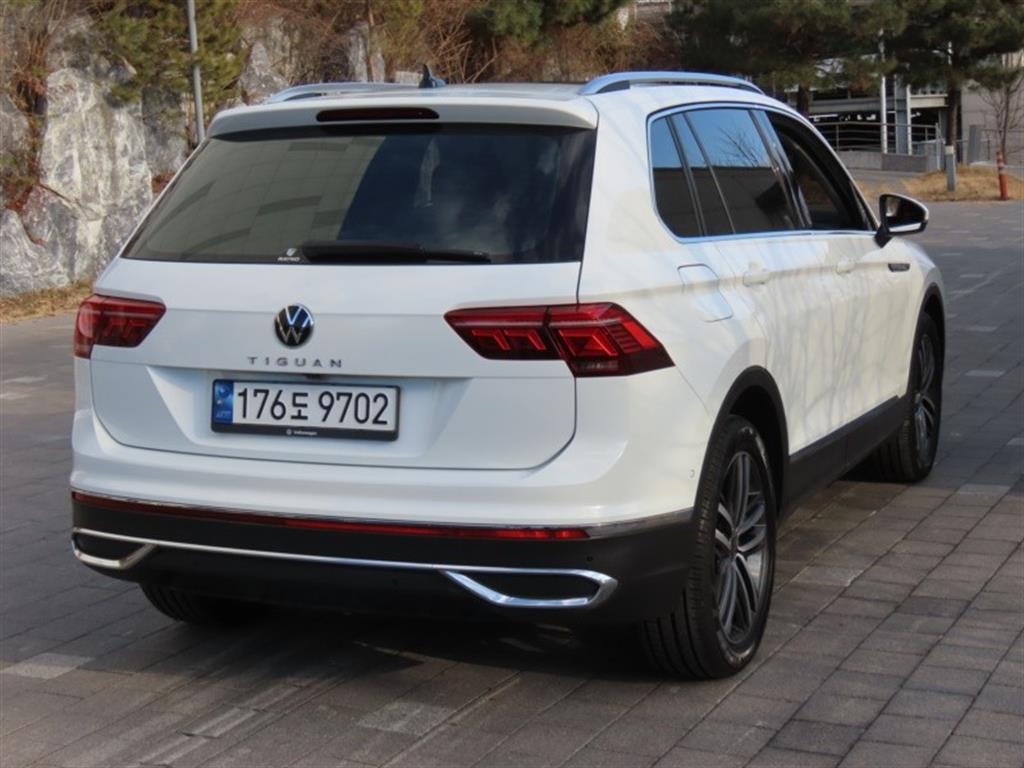 폭스바겐 티구안(2세대) 2.0 TDI 프레스티지 - 이미지 3