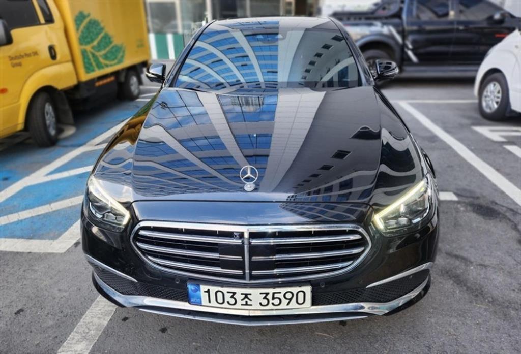 벤츠 E클래스(5세대) E300e 4매틱 익스클루시브 - 이미지 4