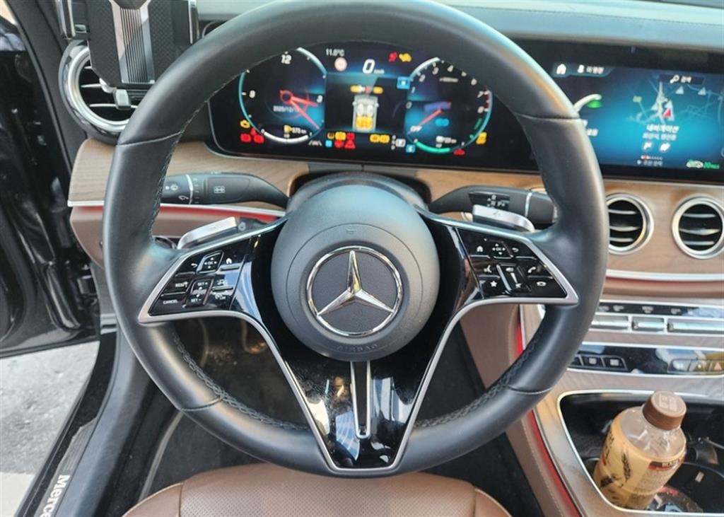 벤츠 E클래스(5세대) E300e 4매틱 익스클루시브