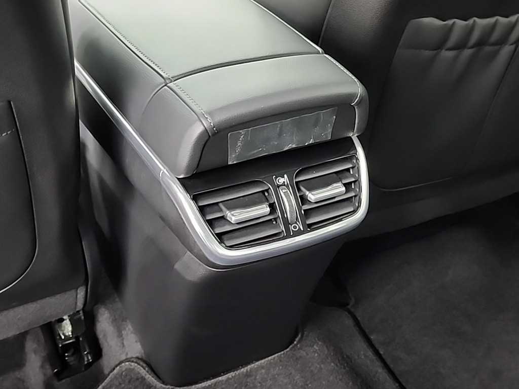 현대 더 뉴그랜저IG 하이브리드 2.4 HEV 프리미엄 초이스 - 이미지 10