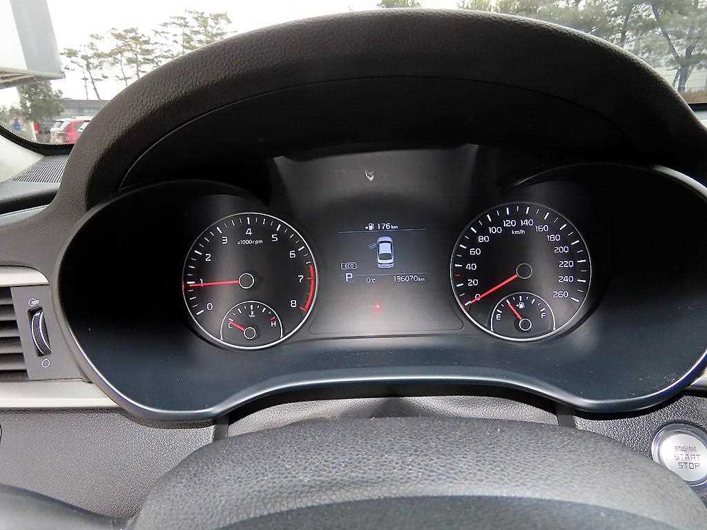 기아 뉴 신형K5 2.0 가솔린 럭셔리 - 이미지 2