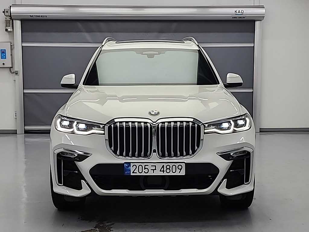 BMW X7 40i xDrive M스포츠 팩 - 이미지 7