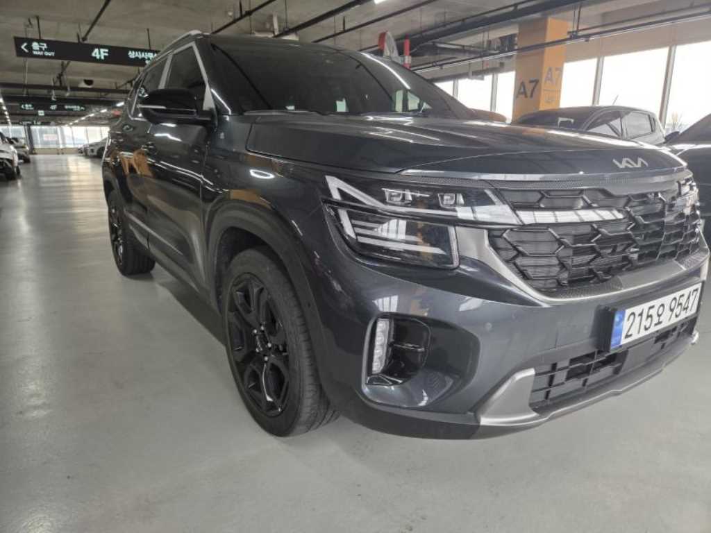 기아 더 뉴셀토스 1.6 가솔린 터보 4WD 시그니처 그래비티 - 이미지 14