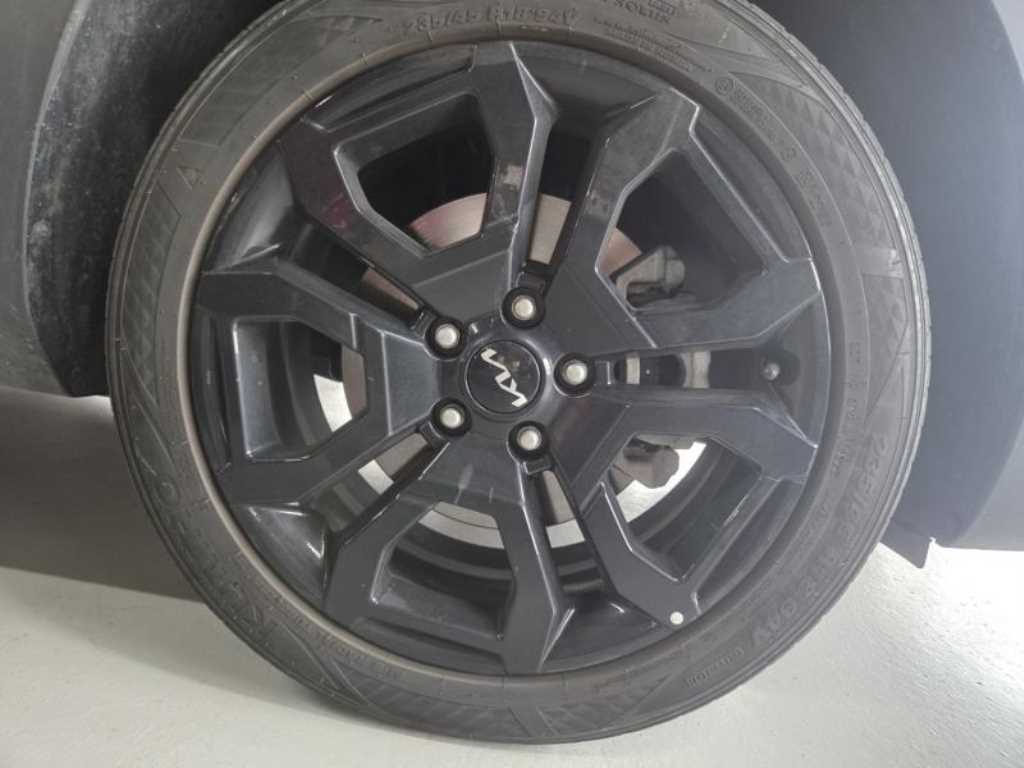 기아 더 뉴셀토스 1.6 가솔린 터보 4WD 시그니처 그래비티 - 이미지 4