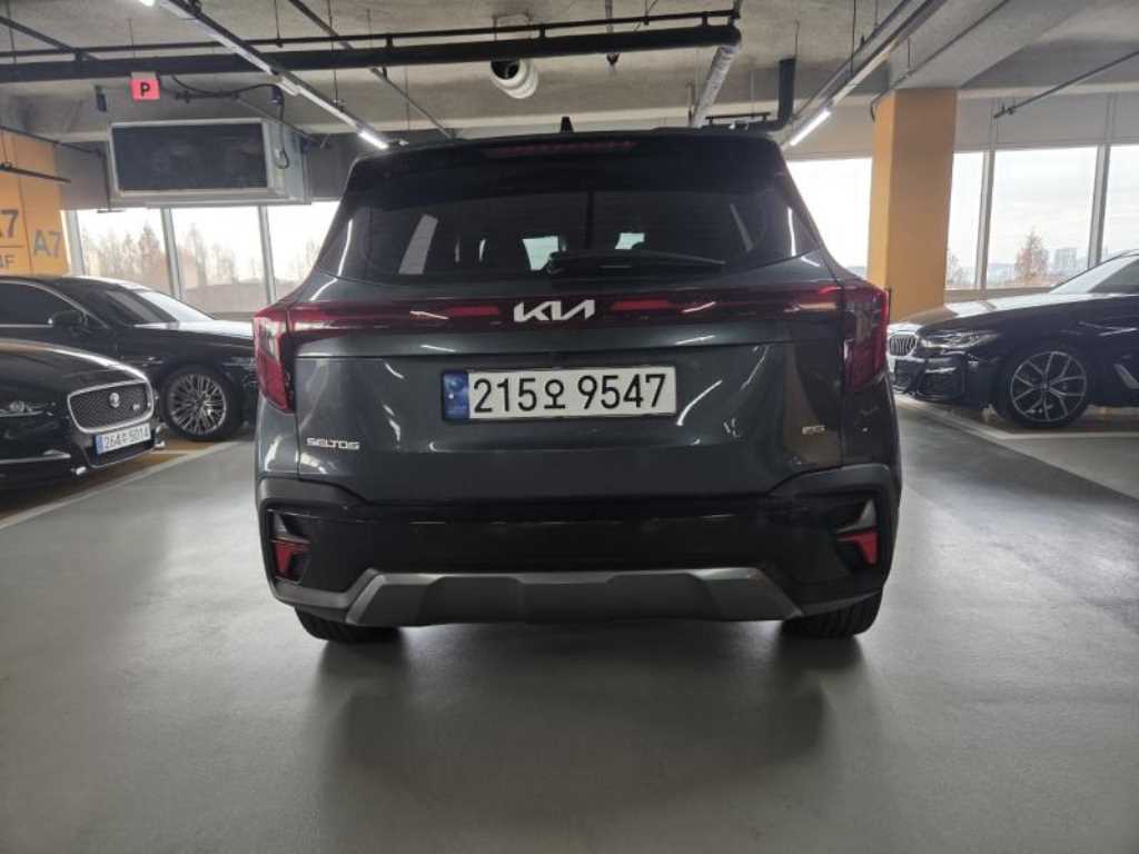 기아 더 뉴셀토스 1.6 가솔린 터보 4WD 시그니처 그래비티 - 이미지 10