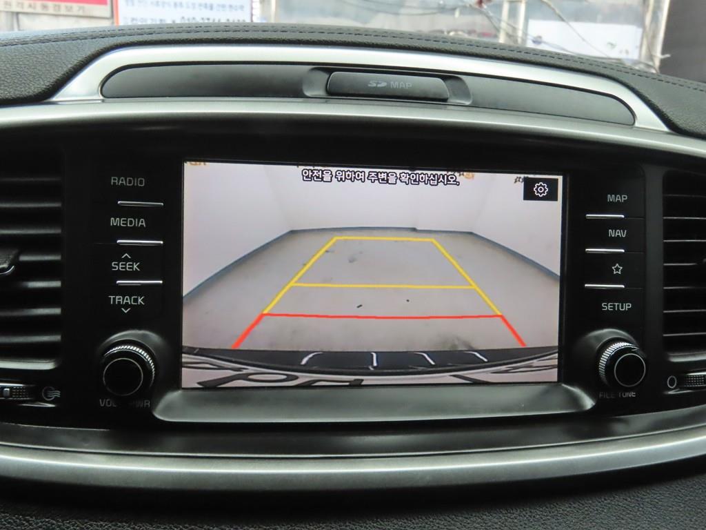 기아 더 뉴쏘렌토 디젤 R2.2 2WD 프레스티지 No.1 에디션 - 이미지 16