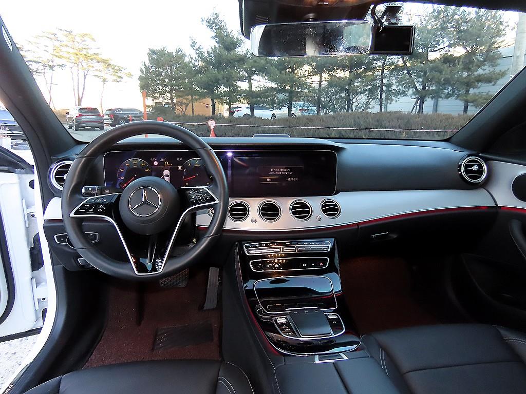 벤츠 E클래스(5세대) E250 아방가르드 - 이미지 18