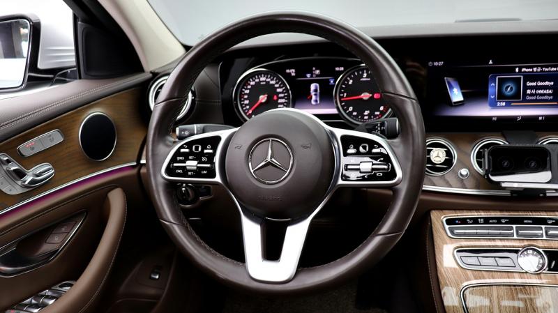 벤츠 E클래스(5세대) E220d 4매틱 익스클루시브 - 이미지 6